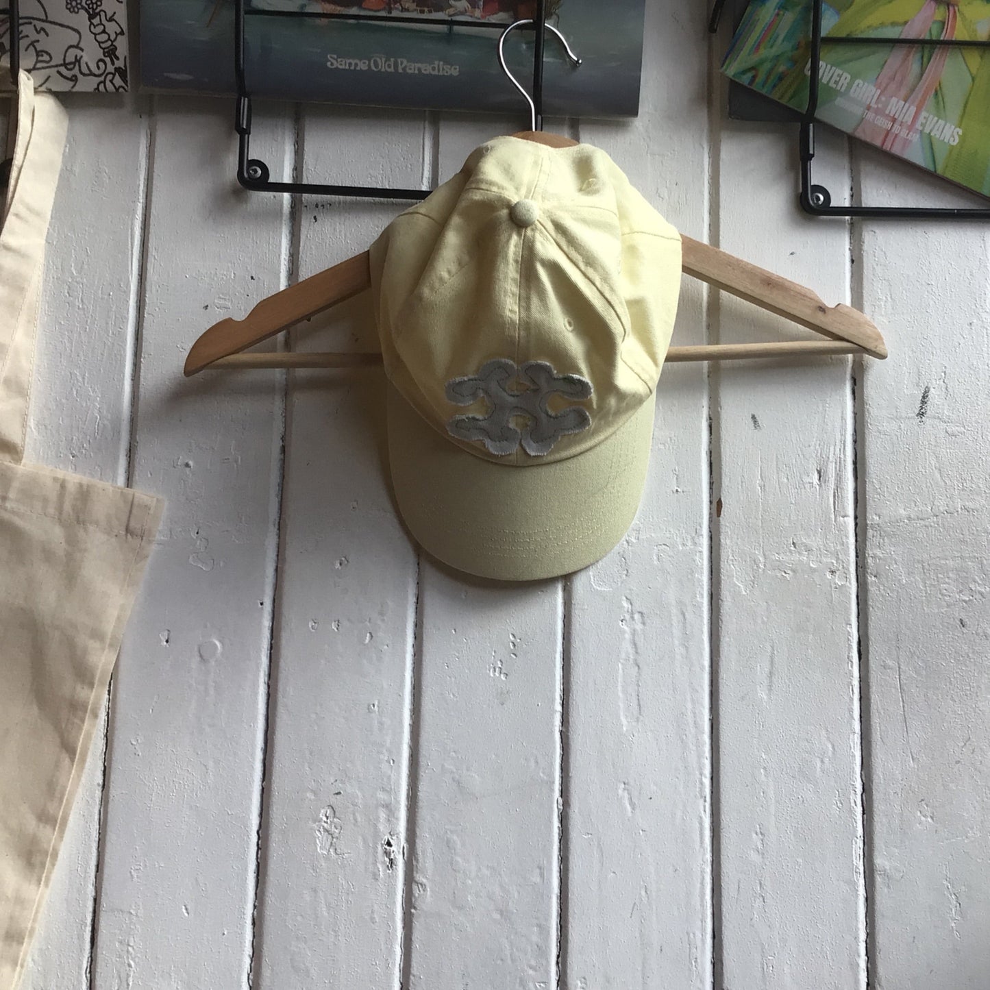 cLiNk ‘N’ cLuNk - Cap (Yellow)